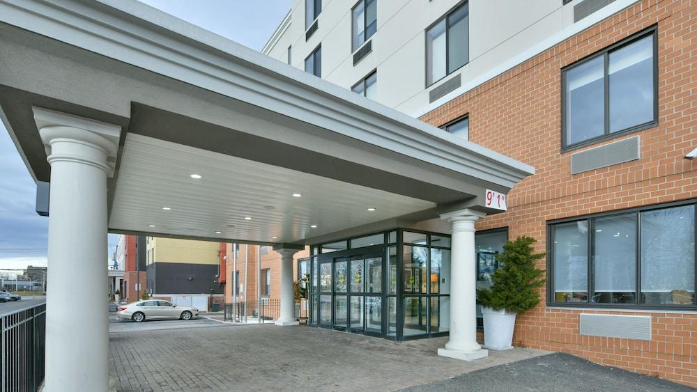 Holiday Inn Express Staten Island West New York Exterior foto