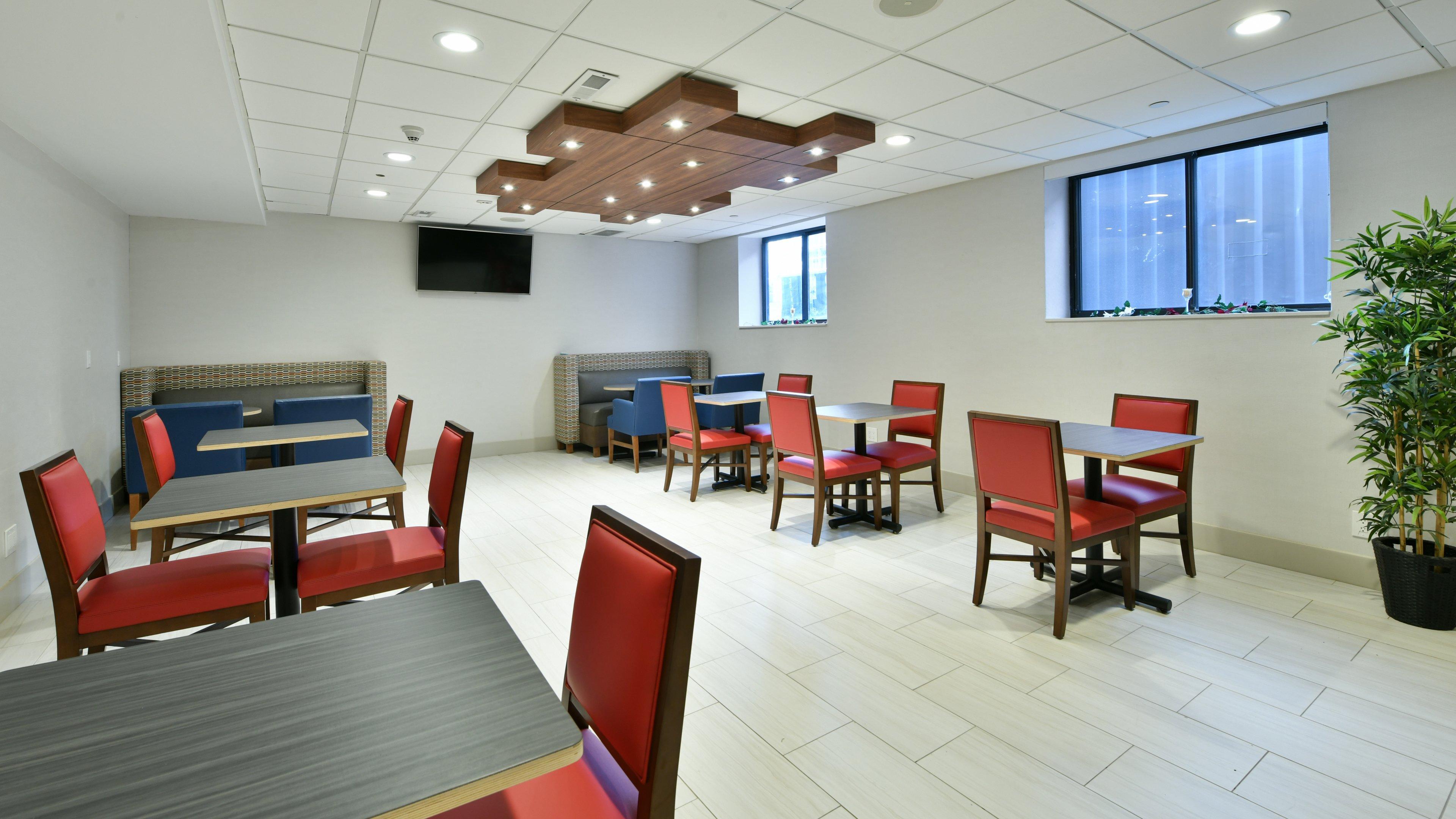 Holiday Inn Express Staten Island West New York Exterior foto