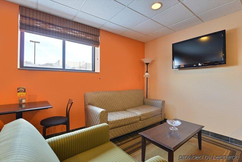 Holiday Inn Express Staten Island West New York Exterior foto